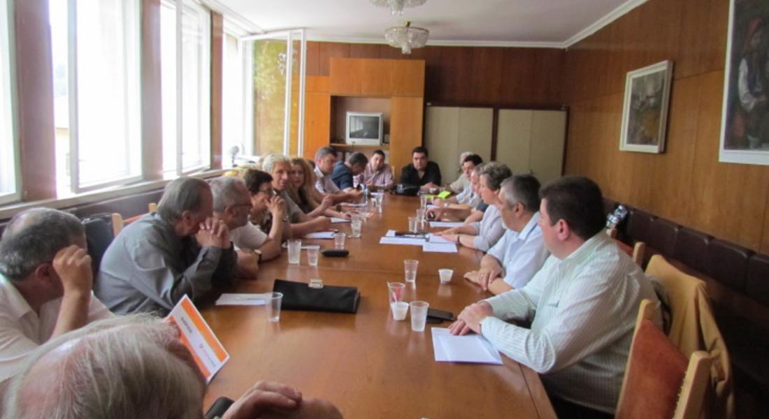 Най-малко двама депутати от Смолянско,а БСП- водеща политическа сила в страната си постави за цел областната организация