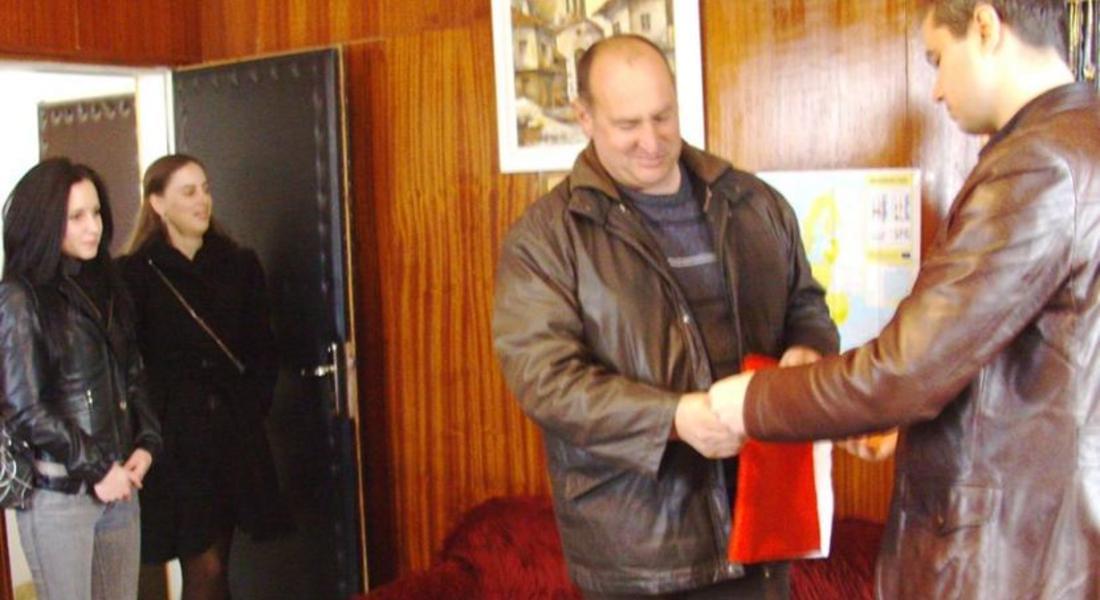 Златоградчанинът Розалин Хаджиев получи наградата на ВМРО "Патриот на годината"