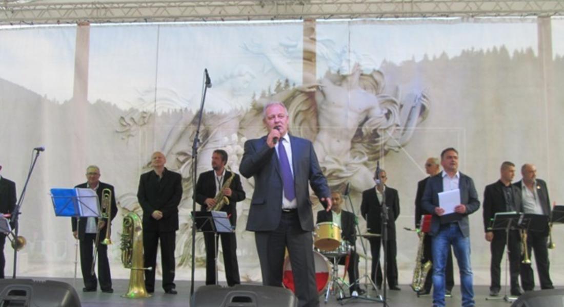„Орфеева лира” запя с гласовете на родопчани в чест на рождения ден на обединения Смолян