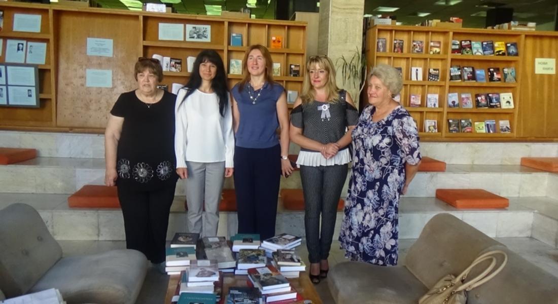 Дарение на руски книги получи Регионална библиотека