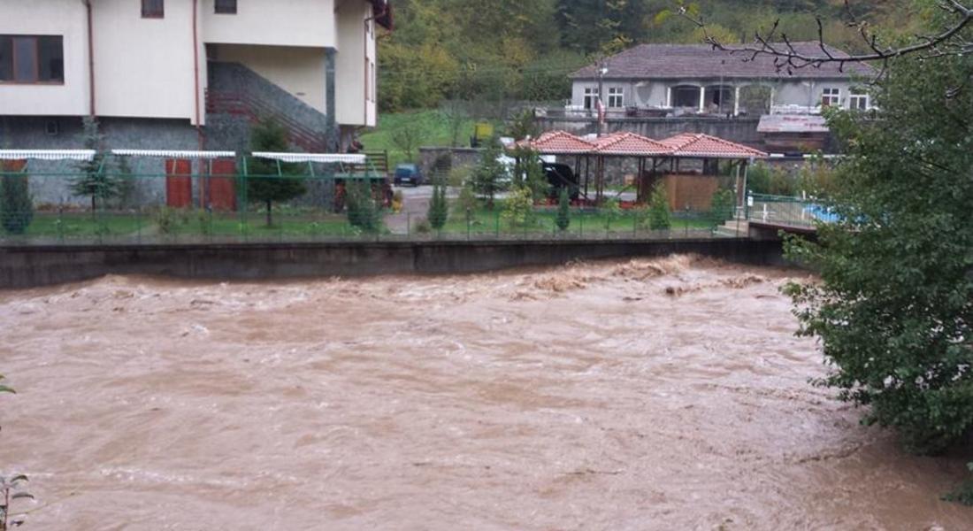 Дъждът предизвика сериозни проблеми в община Рудозем