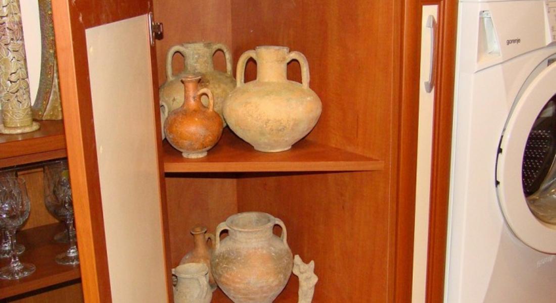 Антимафиоти откриха цяло имане с антики в дома на 43-годишен в Смолян
