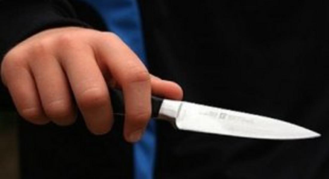50-годишен мъж наръга с нож младеж в заведение в Мадан