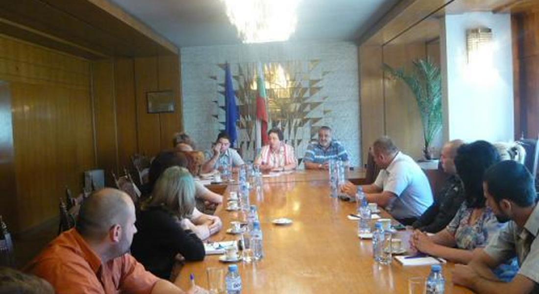 Кметът Дора Янкова се срещна с членовете на ОИК