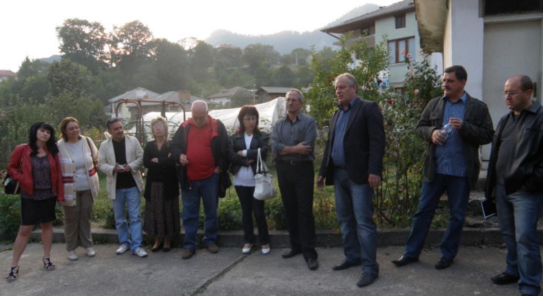 Кандидатите на ГЕРБ за кмет и общински съветници проведоха среща в квартал „Каптажа”