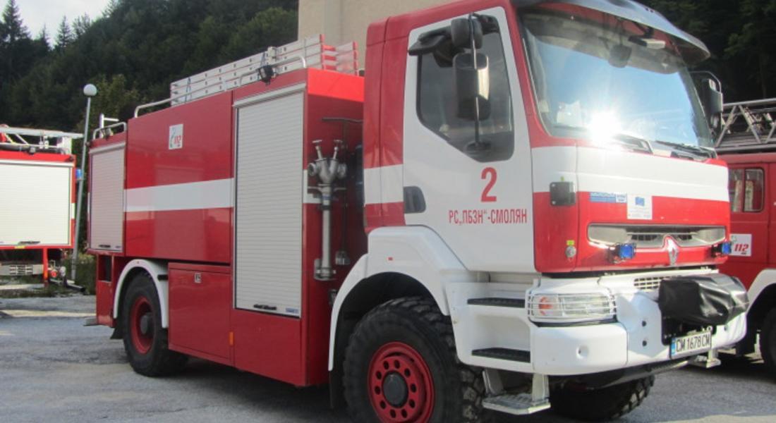  Полицията нищи горски пожар в Смолянско, не изключват умишлен палеж