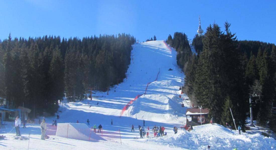 Пампорово предлага добри условия за ски и при пролетните температури