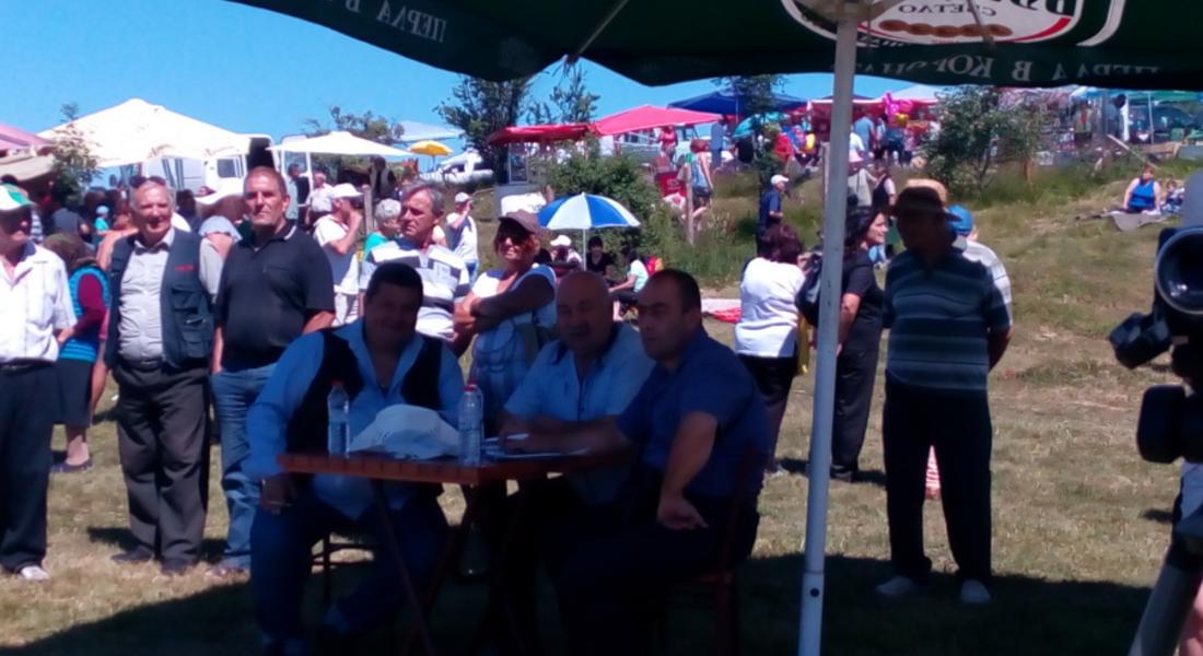 Смолянски гайдари обраха призовите места на ІІІ Гайдарско надсвирване в Равногор