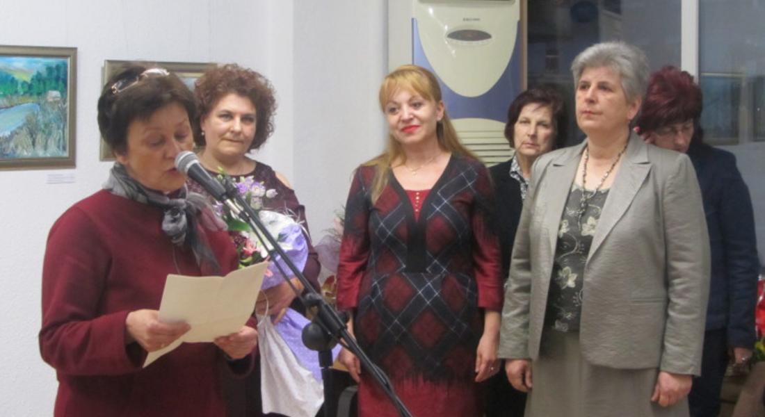 С изложба показаха постиженията на учители - творци в Смолян