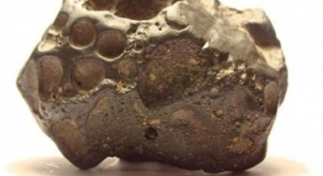 Метеорит на 4 милиарда години намериха спелеолози край Девин