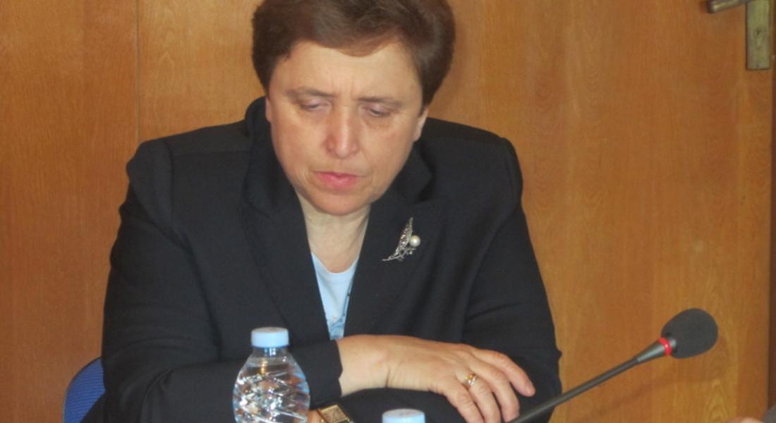Дора Янковa e фаворит за председател на БСП сред социалистите в Смолянско