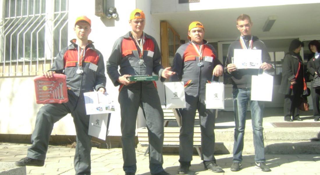 Състезание за най-добър млад автомонтьор и водач на МПС се проведе в ПГТТ-Смолян