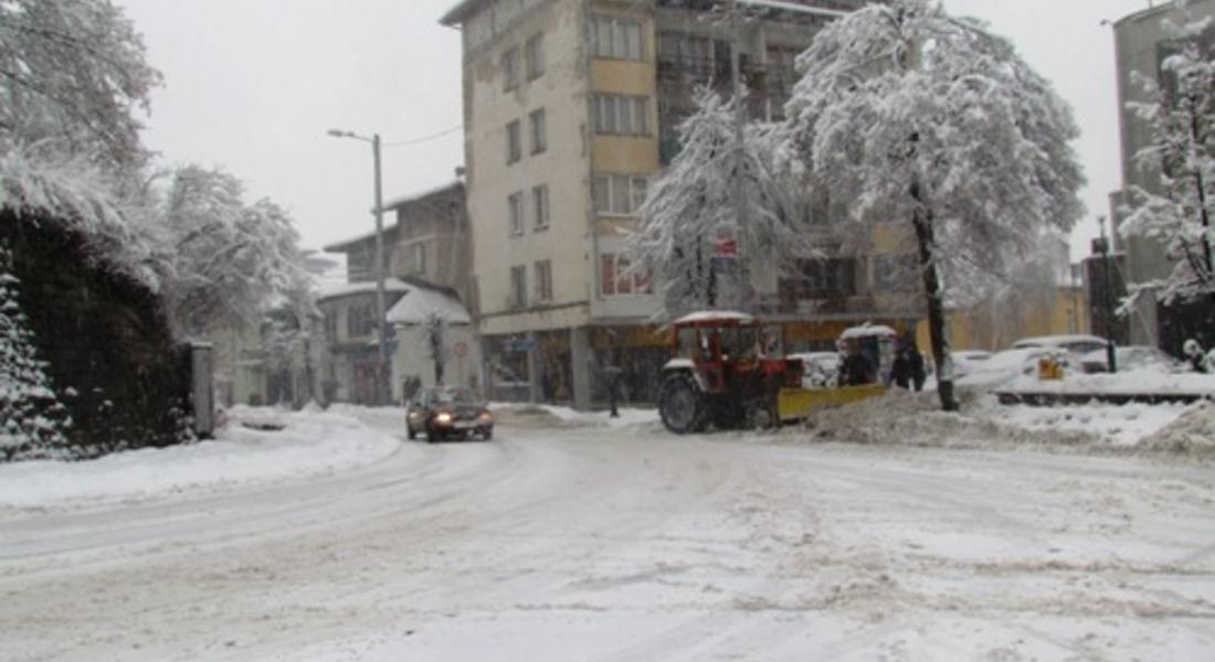 Нови снеговалежи се очакват в Смолянско в следващите два дни