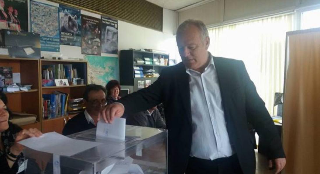 Кметът Мелемов: „Гласувах за европейското бъдеще на България, за стабилна и спокойна страна”