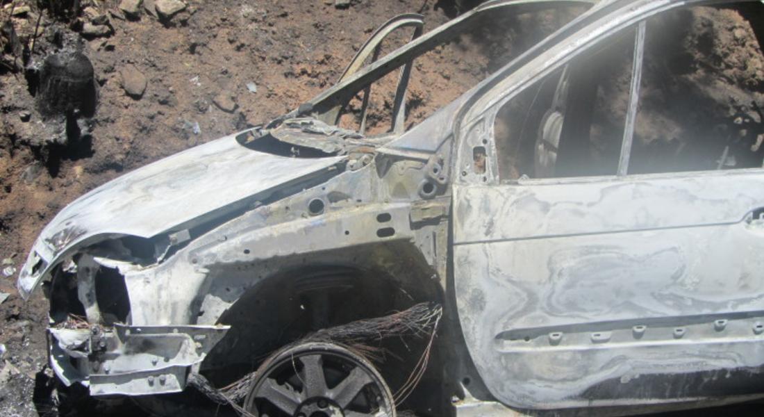 Късо съединение предизвика пожар в лек автомобил в Мадан