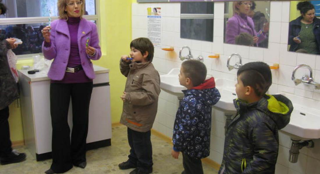 РЗИ – Смолян стартира интерактивни обучения сред деца и възрастни по повод Деня на оралното здраве 20 март
