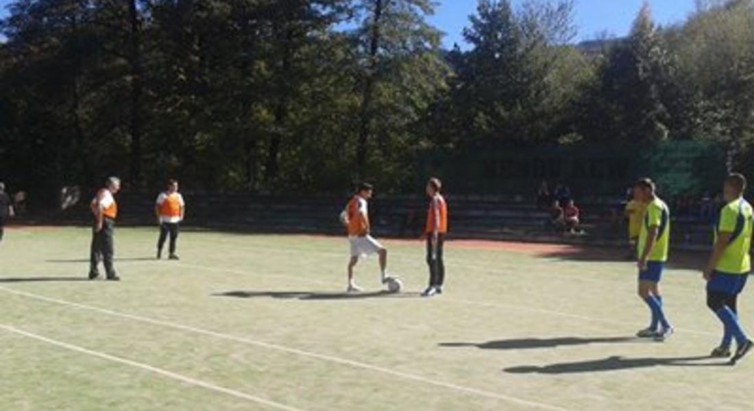 Футболен турнир за ветерани се проведе в Девин