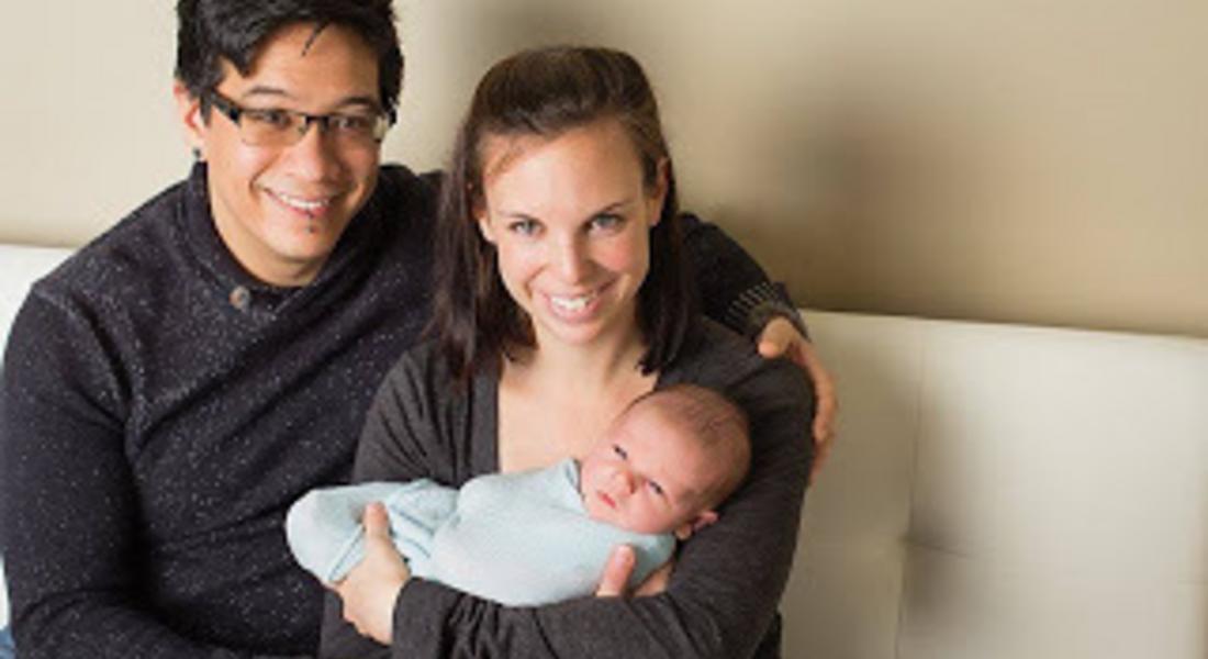 Американска двойка кръсти бебето си на град Девин 