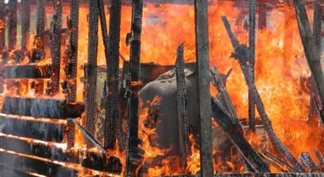 Реколтата на 76-годишна жена от Неделино изгоря при пожар