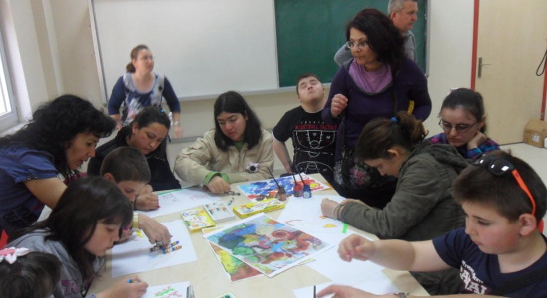Ученици и учители от Ресурсен център участваха на работна среща в Бурса 