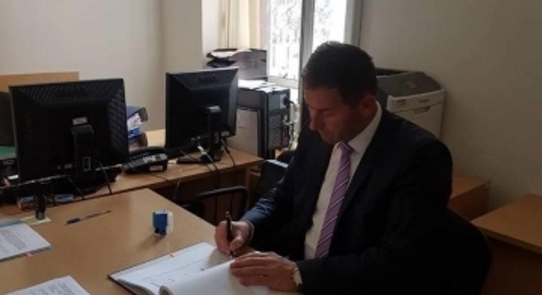 Кметът на Мадан подписа договор за близо 6 млн.лв. за изпълнението на осем важни обекта