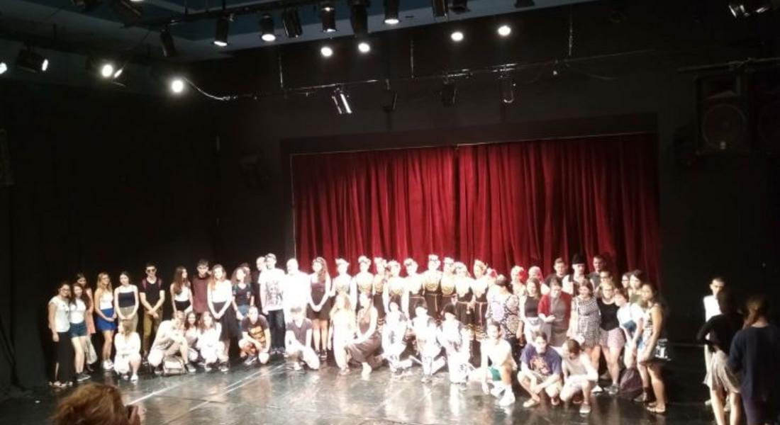 50 ученици от Смолян твориха по проект „T.H.E.A.T.E.R. - Обмен на традиционни практики в сценографските занаяти в Европа“