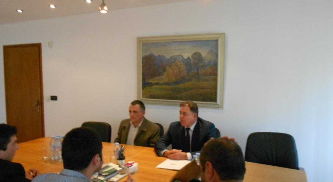 Областният управител Недялко Славов проведе работна среща с министъра на отбраната Николай Ненчев