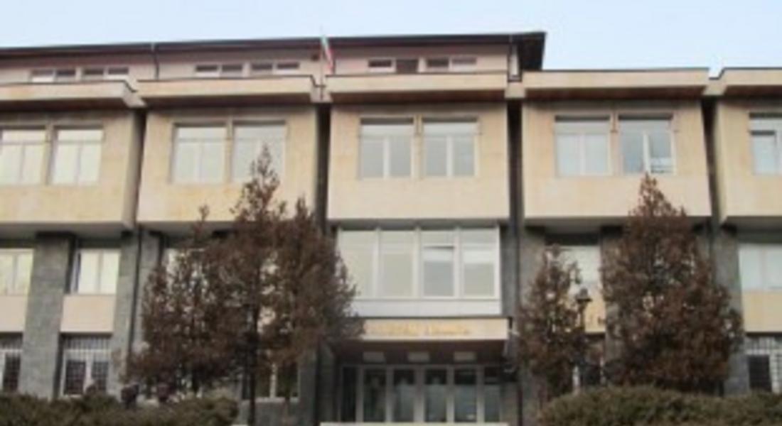  Окръжният съд в Смолян решава за екстрадиция на албанец обвинен в 3 убийства