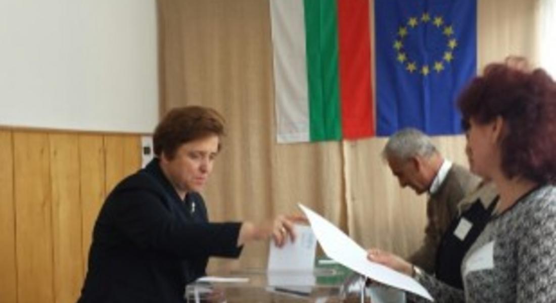Дора Янкова гласува за справедлива България