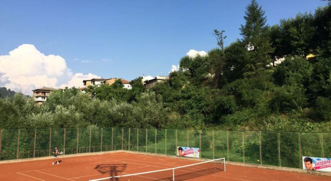 Първия турнир по тенис на корт за аматьори ще се проведе на 29 и 30 август в Смолян