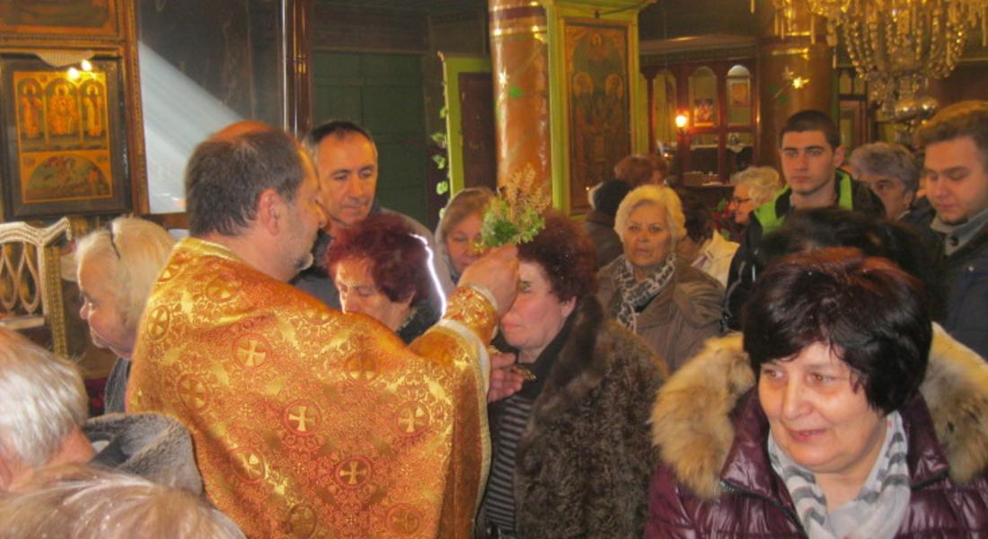 В Райково почетоха св. великомъченик Теодор Стратилат