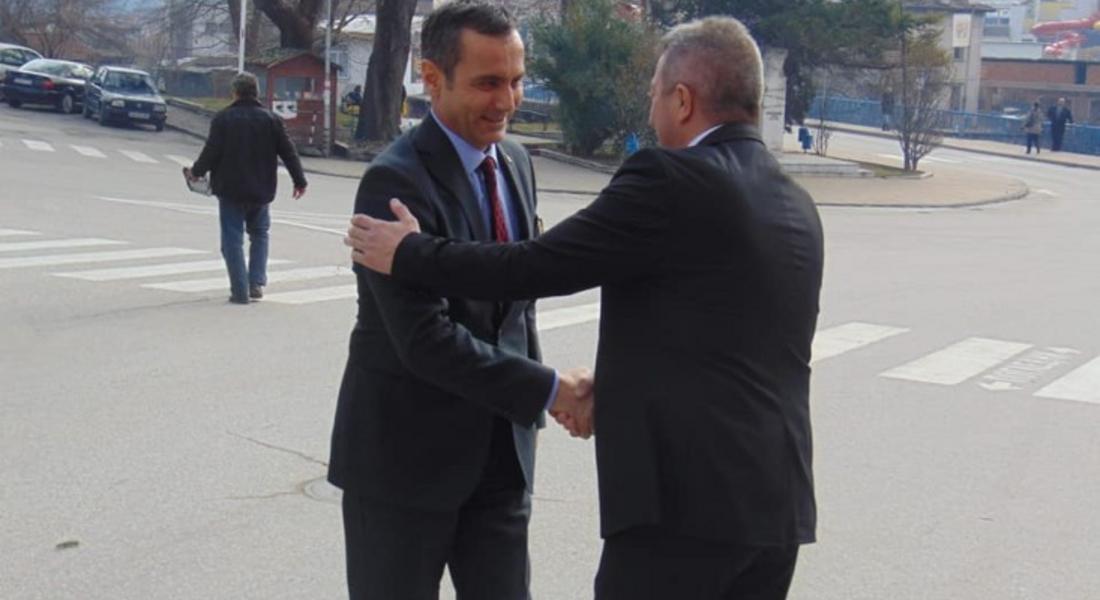 Турският консул посети Девин, ще строят МОЛ в родопския град