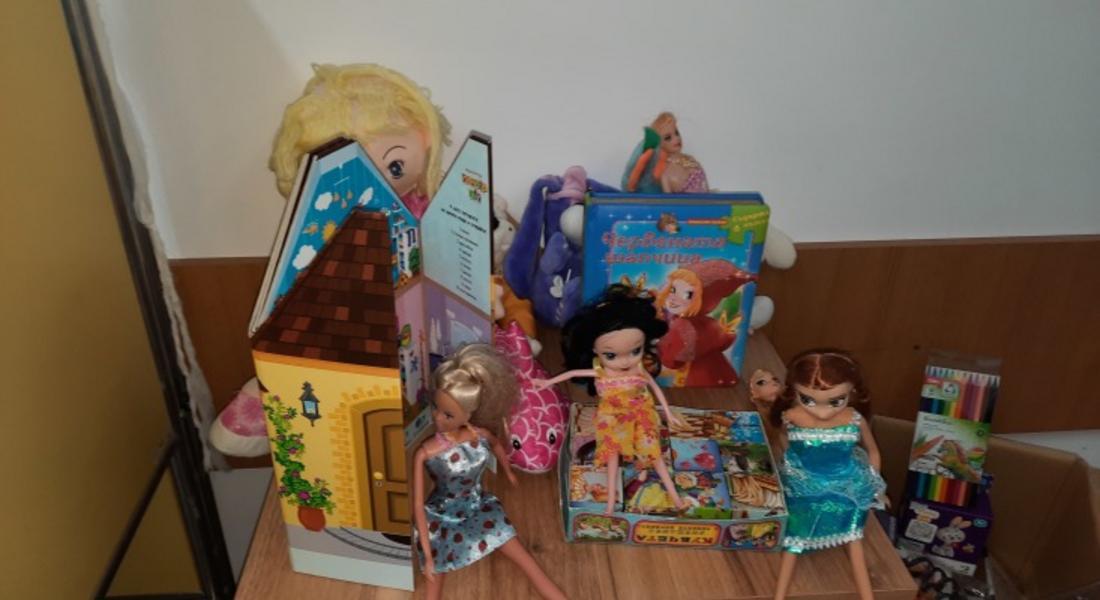 Дарение от детски играчки получи Смолянската болница 