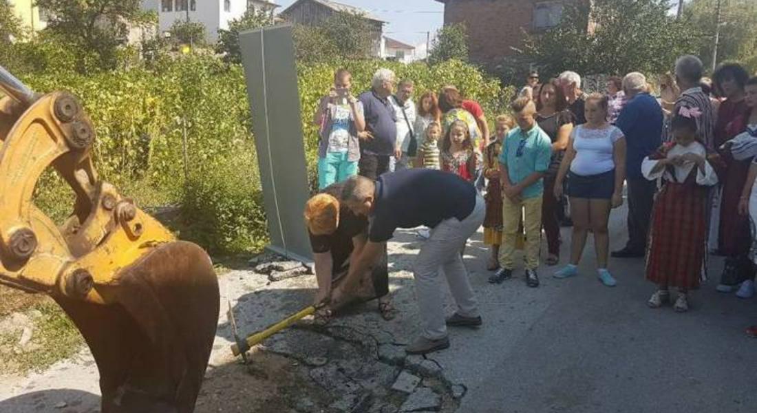 Нов водопровод след 20 години в девинското село Стоманово за празника 