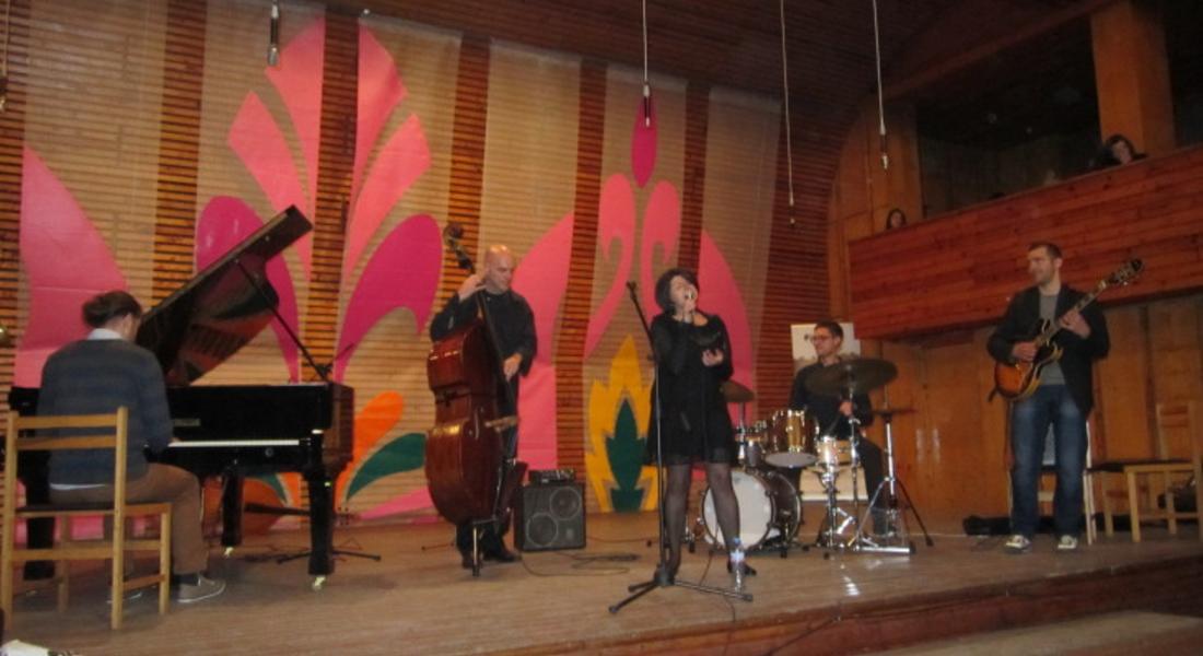 Ученици от Широка лъка и Смолян слушаха джаз в сърцето на Родопите
