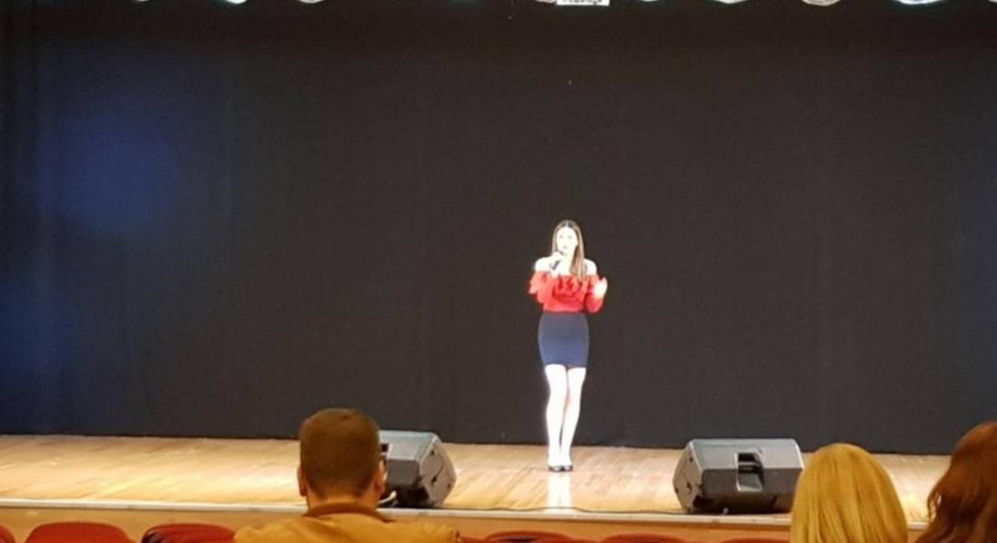 Изпълнители от класа по поп и джаз пеене на Кристина Владимирова участваха в конкурс в София
