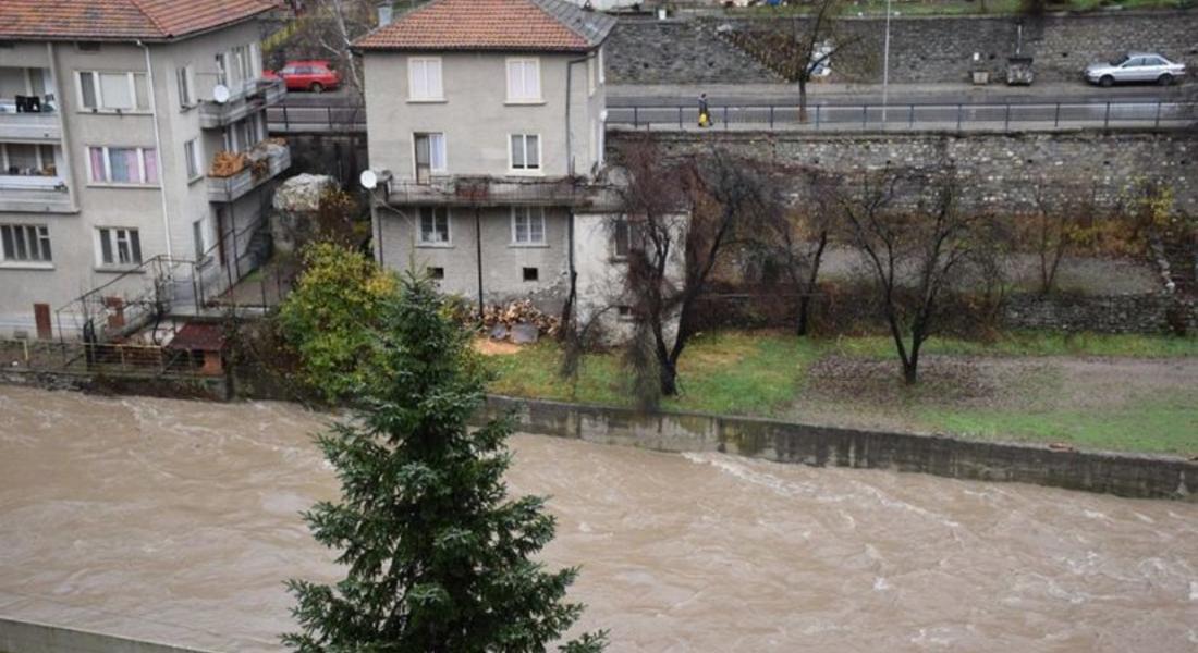  333 хил. лв. отпуска правителство за почистване на реките Черна и Бяла