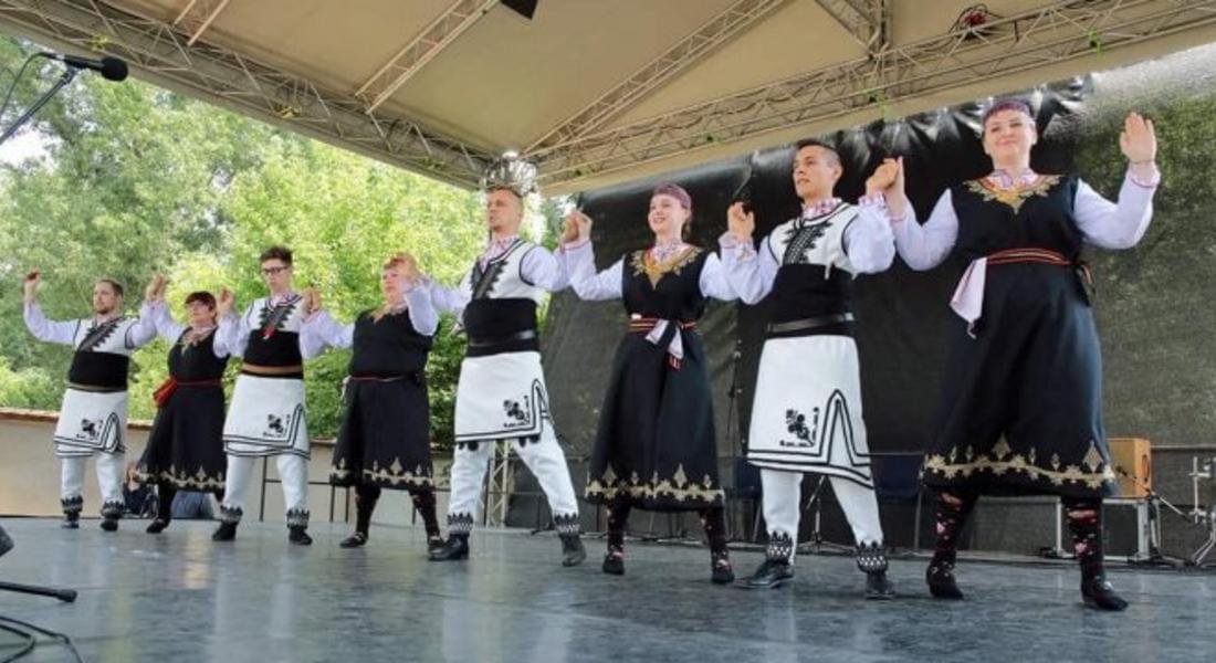 Унгарска група ще представи български народни танци на площада в Доспат и Барутин