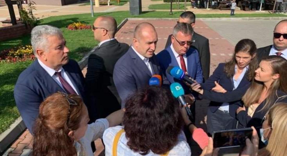 Президентът Румен Радев: Политическите сили в парламента не могат да продължават да бягат от своята отговорност