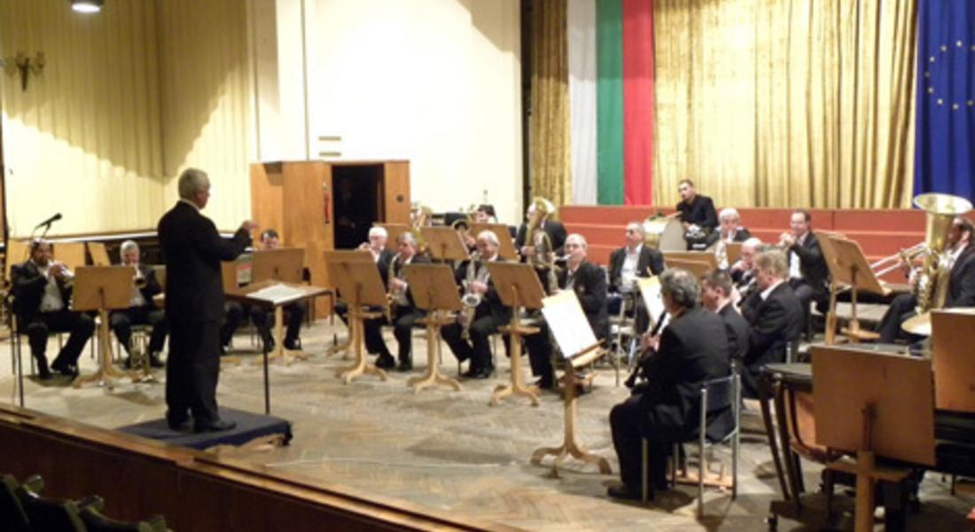 С концерт на Врачанския духов оркестър ще бъдат открити Майските  тържества в Смолян