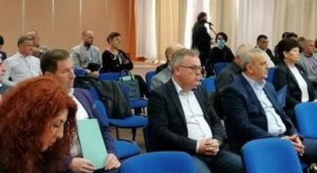 Кметовете на Мадан и Рудозем взеха участие в среща за развитието на Южен централен район