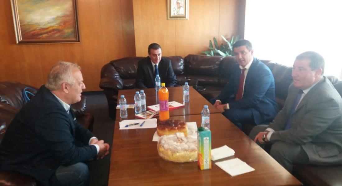 Кметът Мелемов се срещна с бригаден генерал Хадзигеоргиу, председател на Българо-гръцката гранична комисия