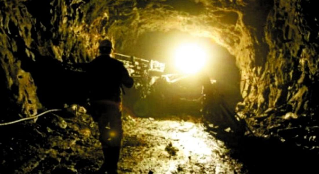 Двама миньори са били затрупани в рудник "Крушев дол", единят е изпратен за лечение в Пловдив