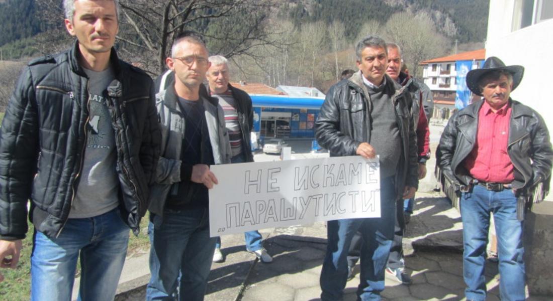  Втори протест на работещите в Опитната станция в Смолян