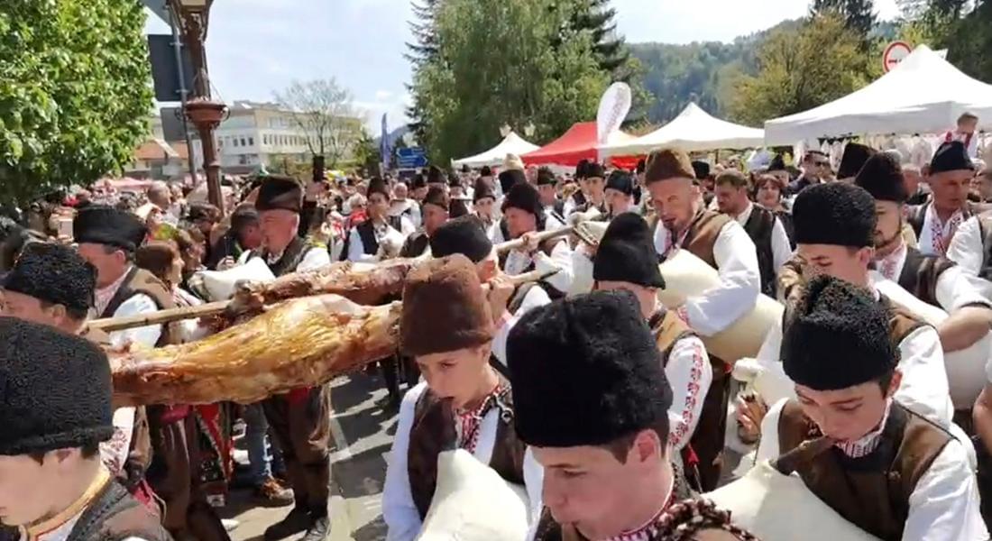 Празник на златоградското чеверме посрещна хиляди гости от страната и съседния гръцки регион