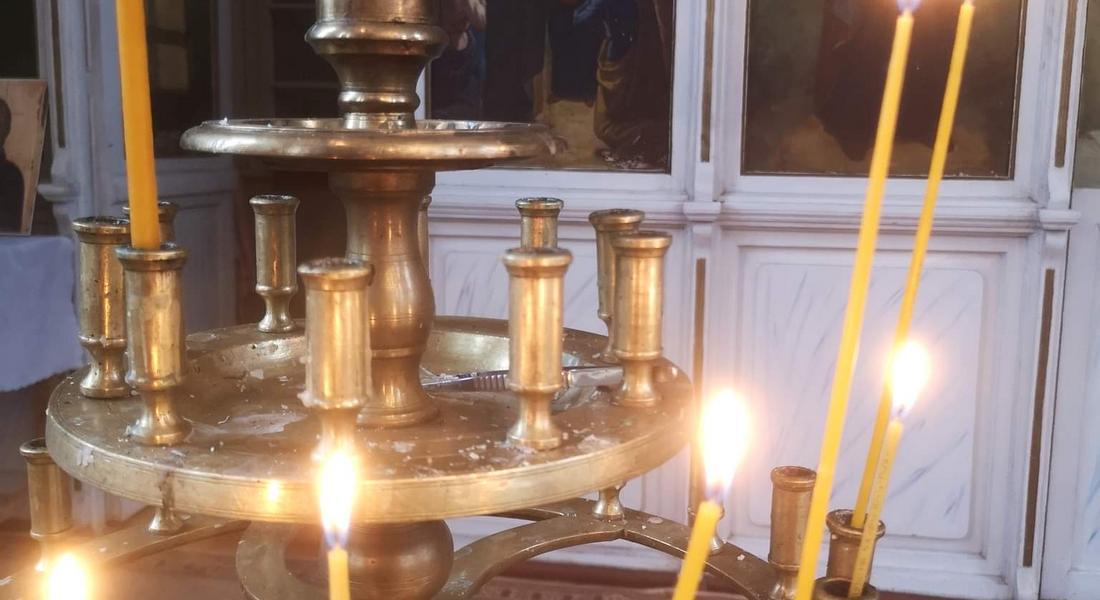 Празнична света литургия и благословена трапеза за храмовия празник на църквата "Възнесение Господне" в  Смилян