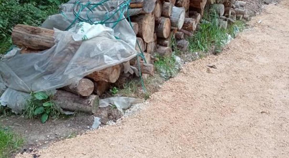 Община Смолян, уведомява собствениците на дърва за огрев, складирани на общински терени, че до 12 юни трябва да бъдат премахнати