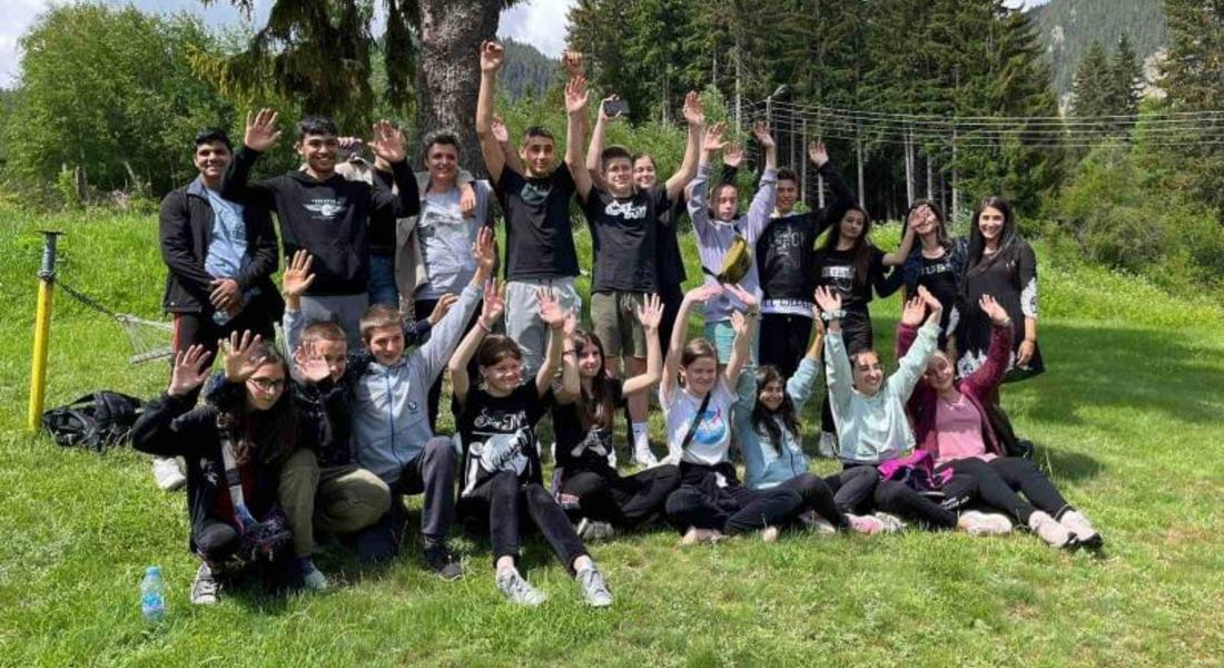 Ученици посветиха поход на 2 юни - Ден на Ботев и загиналите за свободата на България