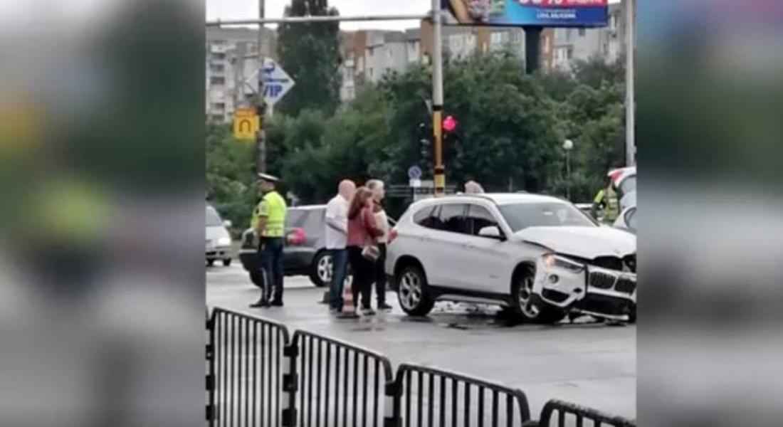 Полицай от Смолян се блъснал в колата на съпругата на Бойко Рашков