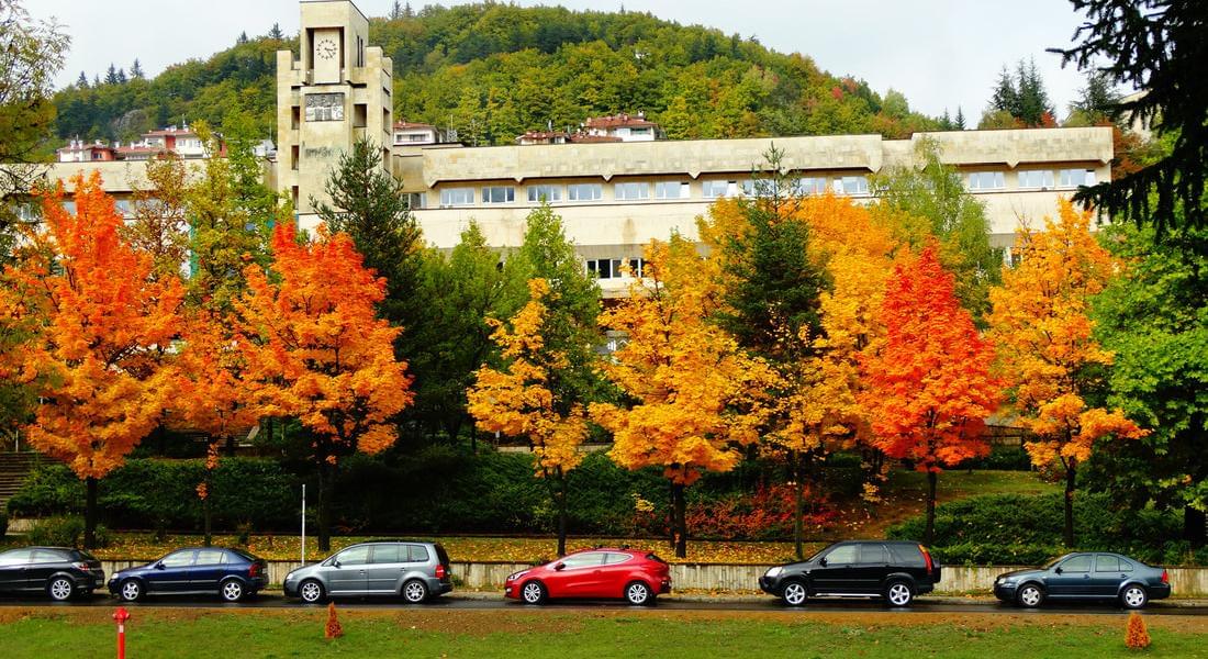 Зоните за платено паркиране в Смолян ще се въвеждат поетапно от октомври